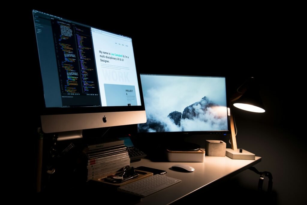 Comparison of WordPress, Wix and Squarespace website builders for small business